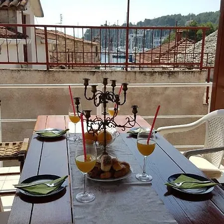 Mama's & Papa's House Vakantiehuis Vrboska