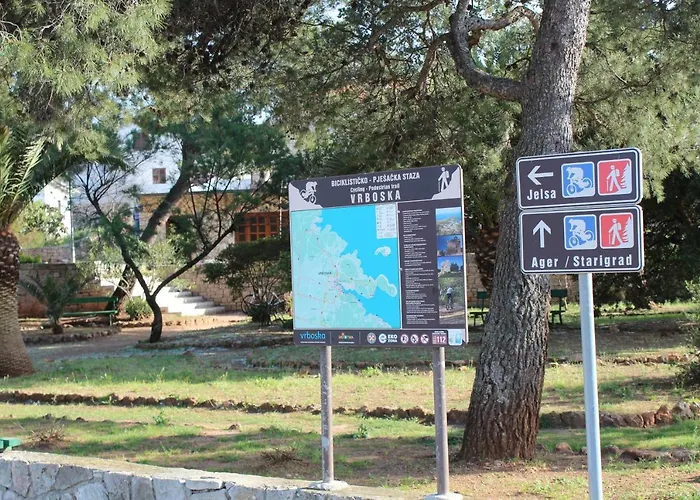 Mama's & Papa's House