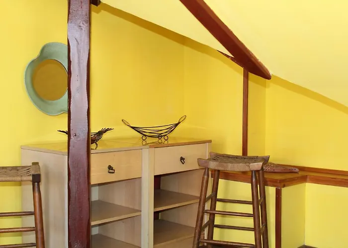 Mama's & Papa's House *