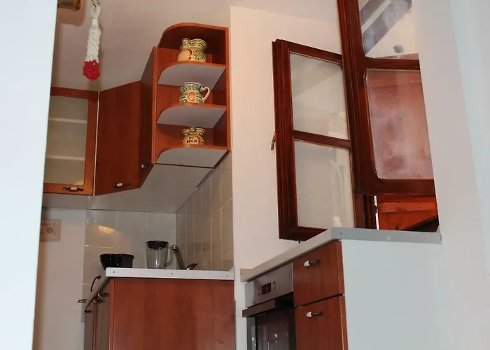 Mama's & Papa's House *