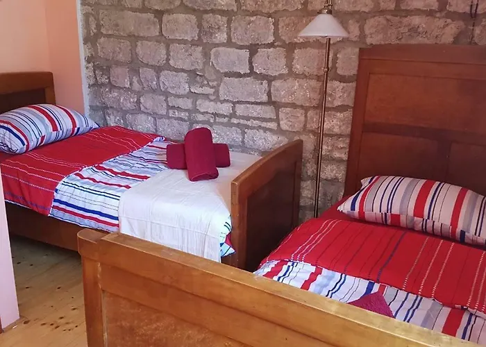 Mama's & Papa's House *